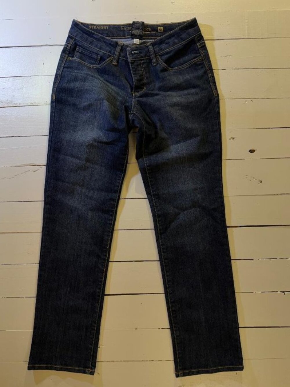 Faded Glory Women's 6 Petite Straight Leg Blue Denim Jeans